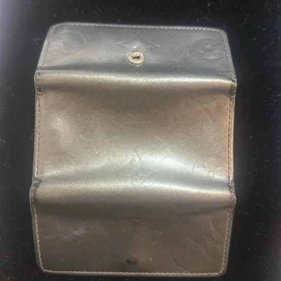 Louis Vuitton Key Case - Picture 3 of 12